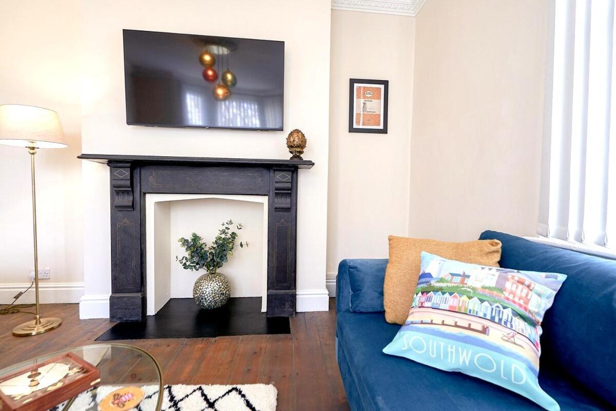 Stunning Ground Floor Apartment Near Southwold Exteriör bild