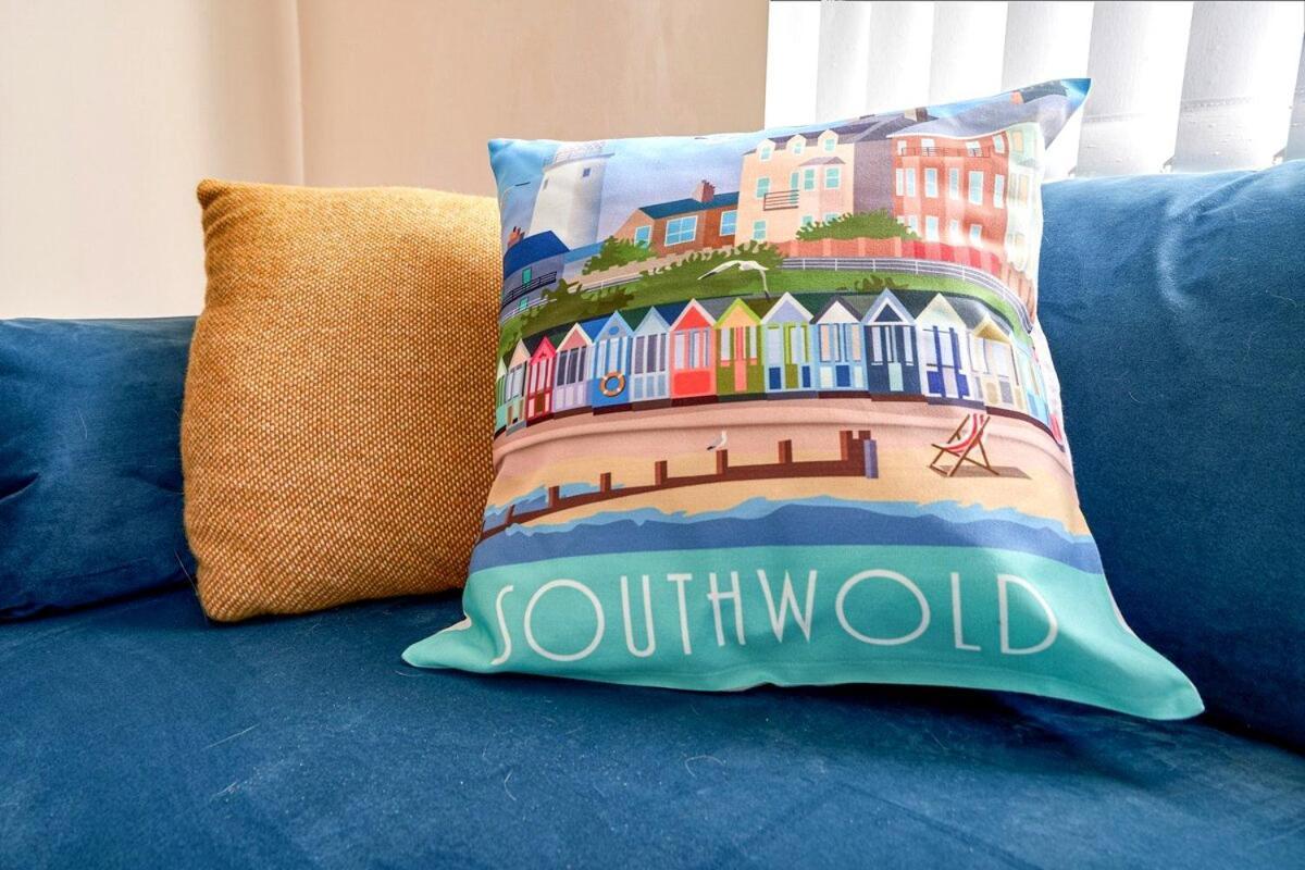 Stunning Ground Floor Apartment Near Southwold Exteriör bild